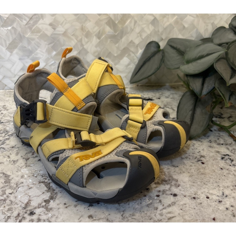 Teva Karnali Wraptor Hiking Walking Sandals Women's Shoes Size 6.5 Yellow Gray